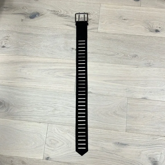 alzare | Accessories | Alzare Genuine Leather Belt | Poshmark display picture 3